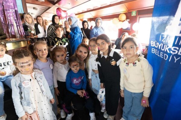 Büyükşehir’den “Dünya Kız Çocukları Günü” et... Büyükşehir’den “Dünya Kız Çocukları Günü” et...