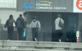 5 bin kişilik konserde facia: 1 kişi hayatını kayb... 5 bin kişilik konserde facia: 1 kişi hayatını kayb...